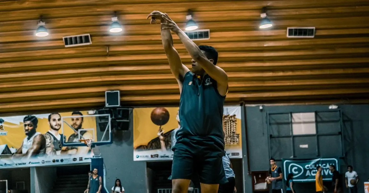 Les meilleures stratégies pour améliorer vos performances au basketball